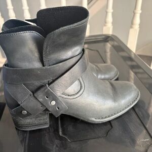 UGG Charcoal Heeled Boots